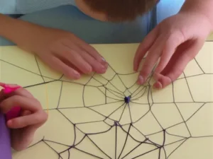 Jak zrobić pająka ze sznurka Schemat